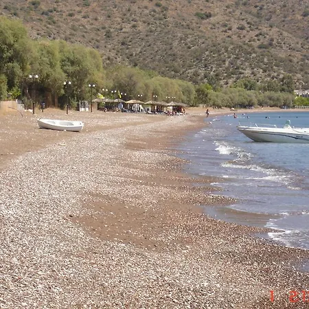 アパートホテル Demos カンディア